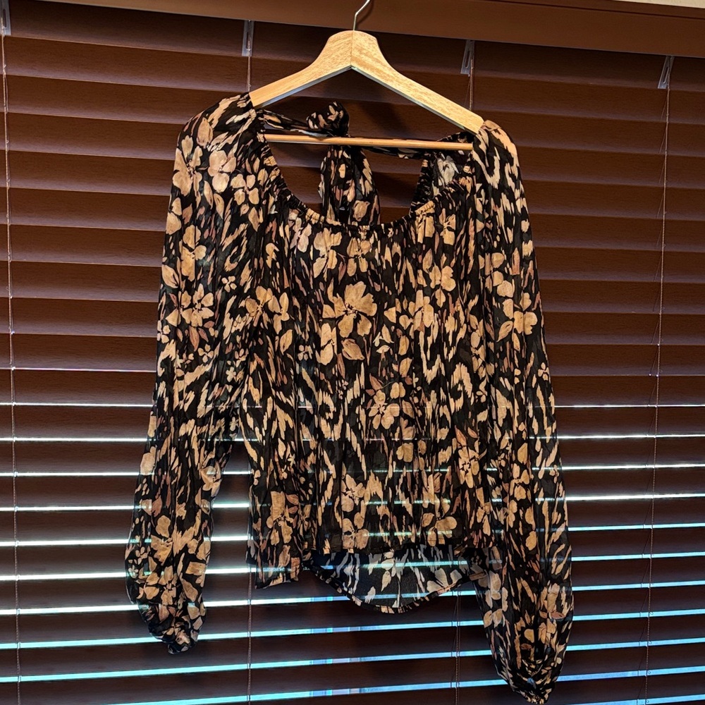 By Together Black and Tan Floral Blouse